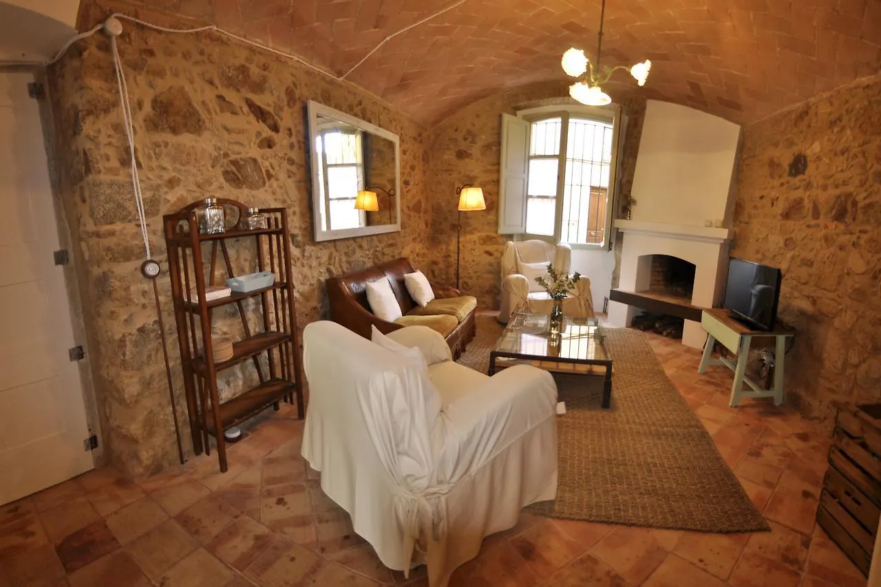 Can Bufas Castell-Castell-Platja d'Aro 0*,  Spanje